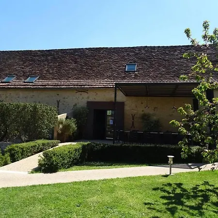 Holiday home Un Ange Passe En Perigord Le Buisson-de-Cadouin